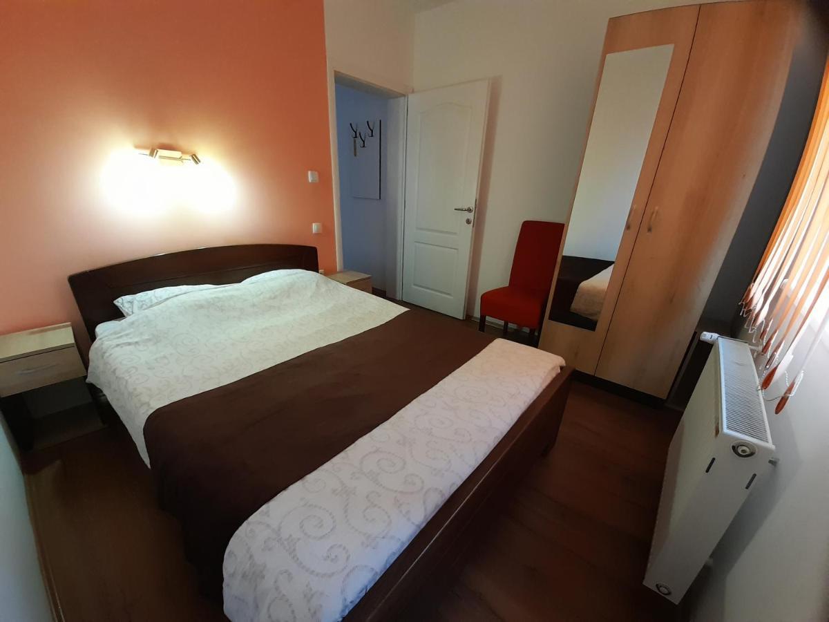 Kety Apartments Kragujevac Luaran gambar
