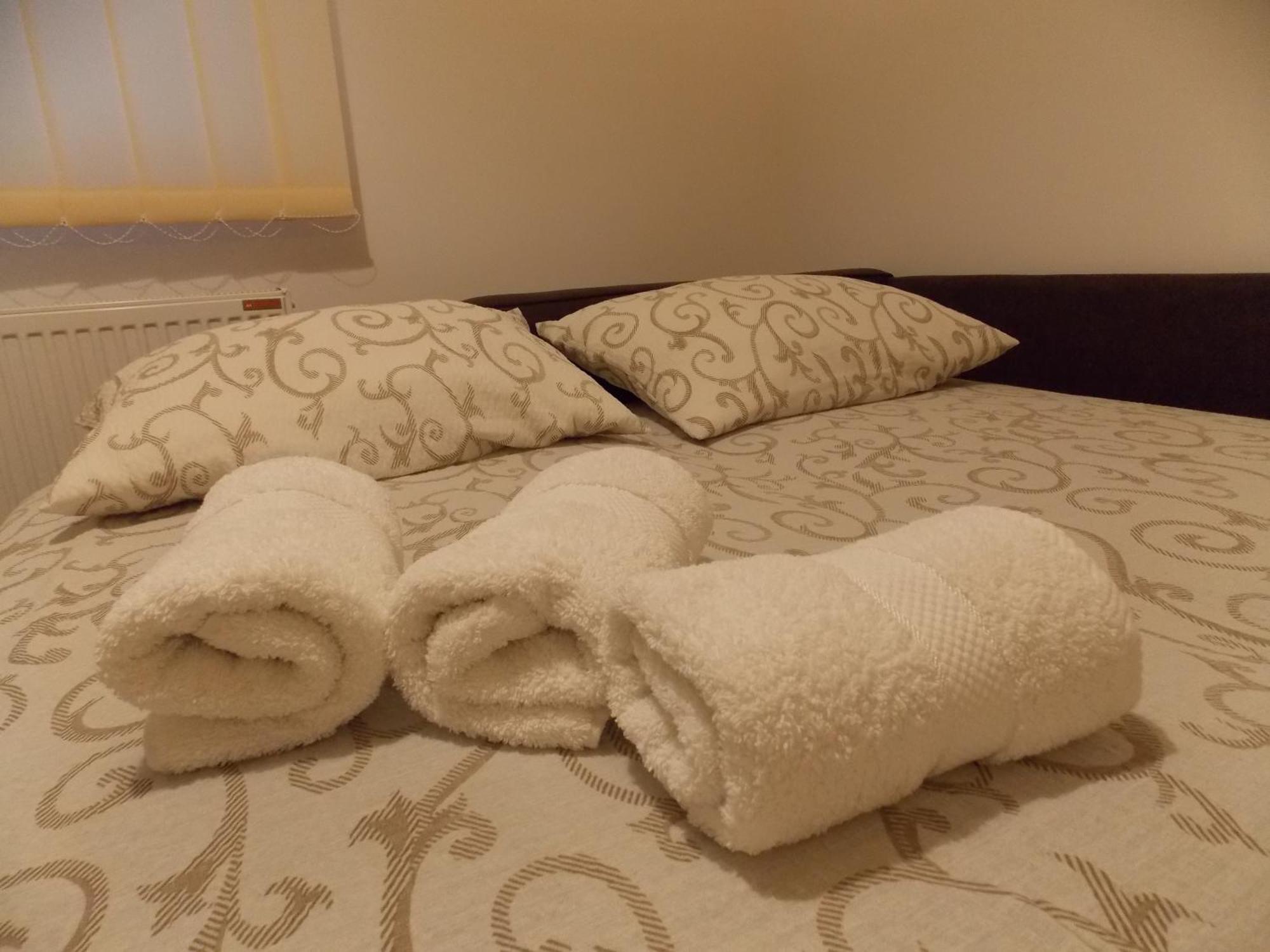 Kety Apartments Kragujevac Luaran gambar