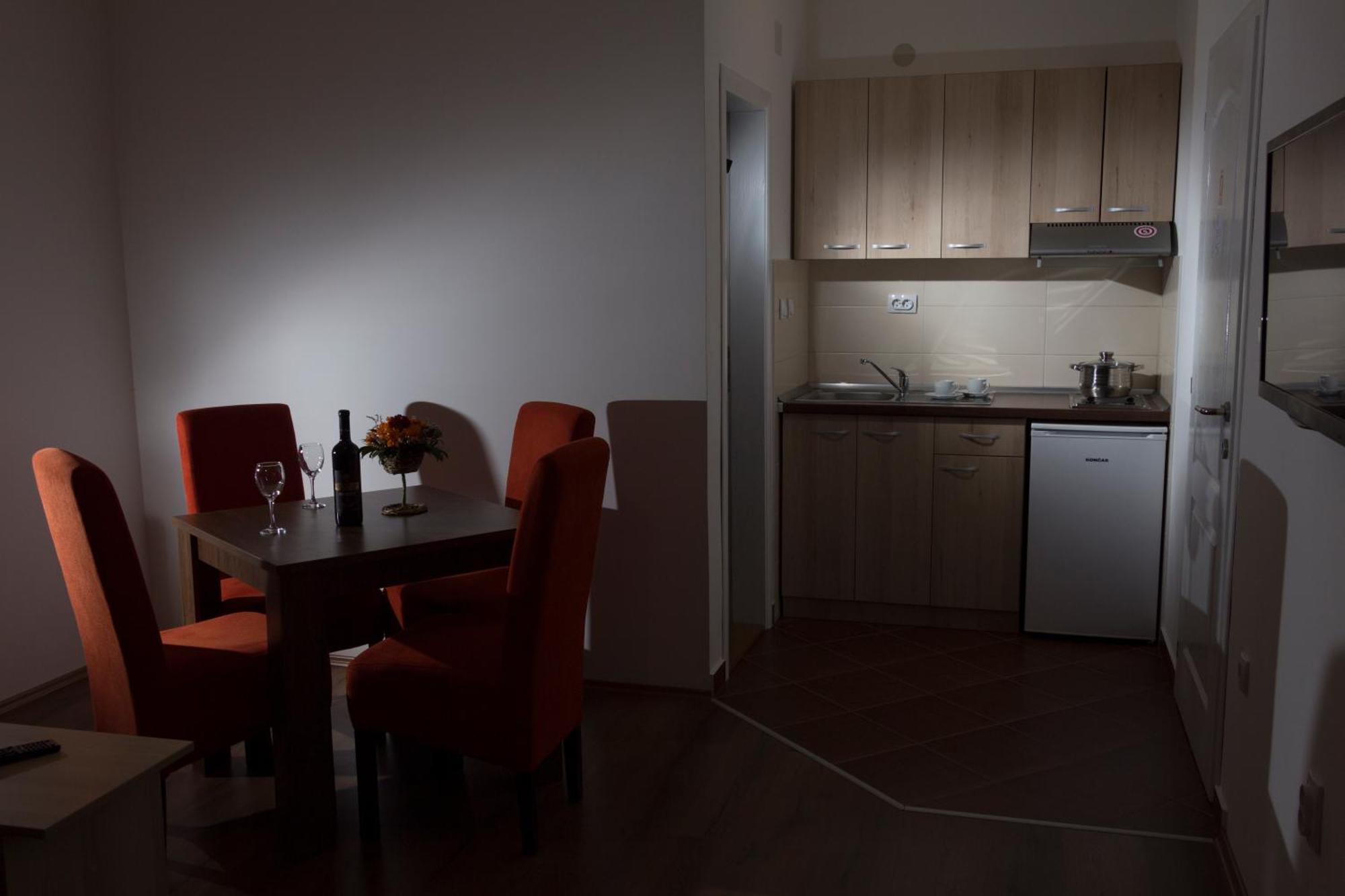 Kety Apartments Kragujevac Bilik gambar