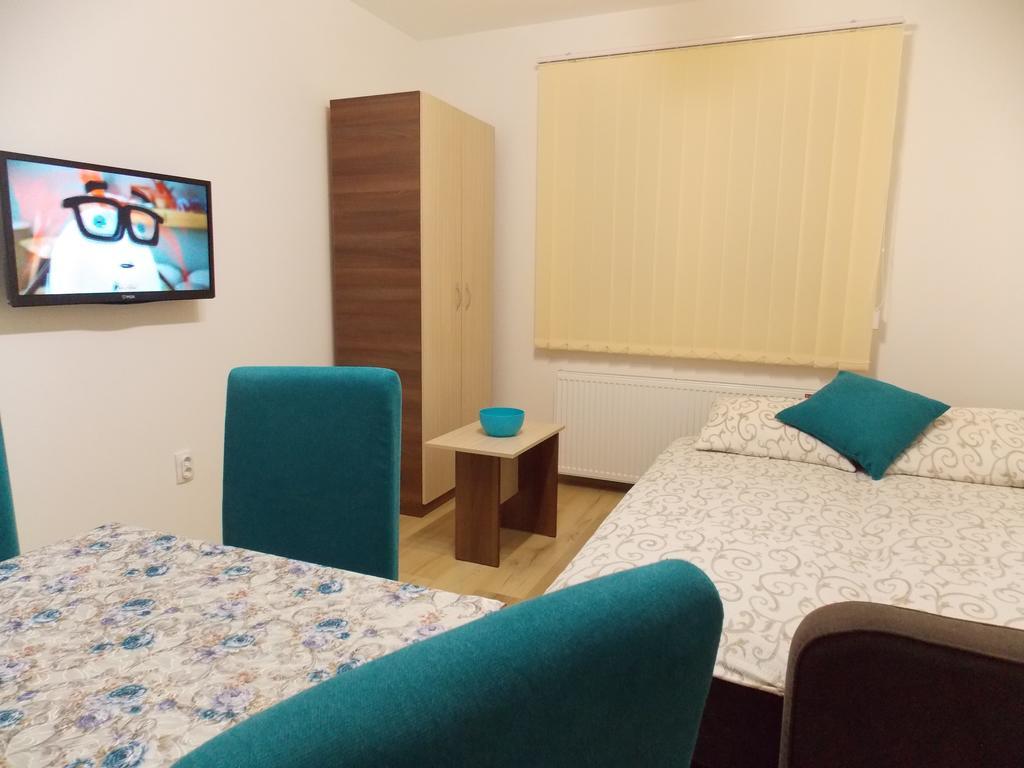 Kety Apartments Kragujevac Luaran gambar
