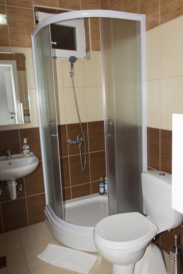 Kety Apartments Kragujevac Luaran gambar